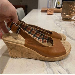 Crocs tan with cork wedges